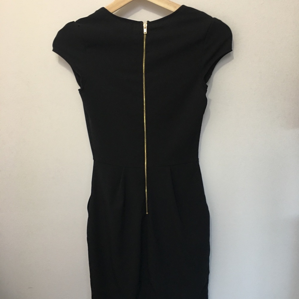 Lulu’s LBD - Picture 2 of 3